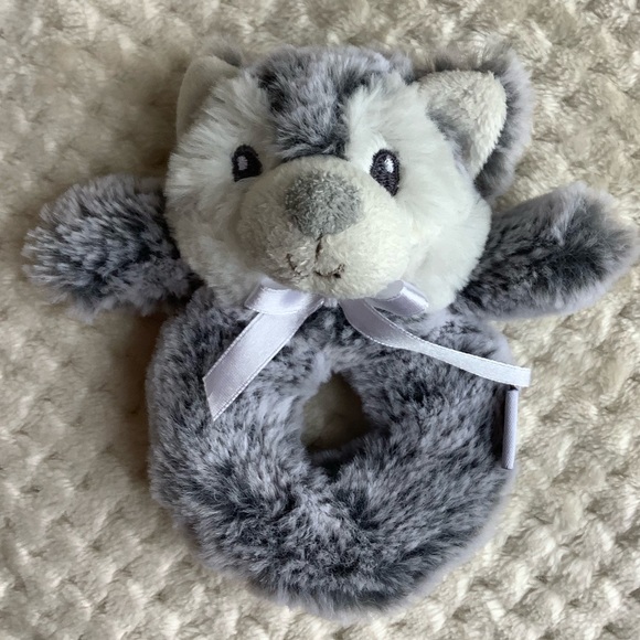Piccolo Bambino Soft Grey White Wolf Plush Rattle Stuffed Animal Toy - Picture 3 of 7